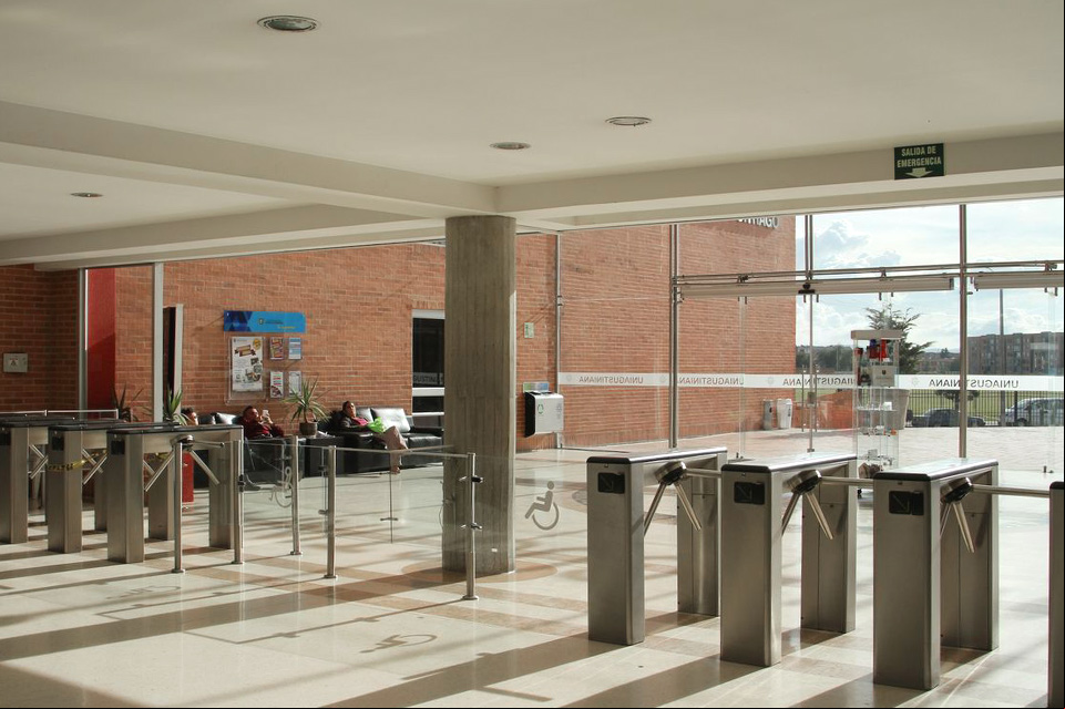 TECNOSeguro Instituciones Educativas 1